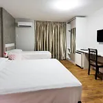 H Hotel